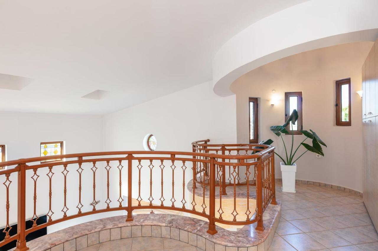 Villa Sevdas Perama  Eksteriør bilde